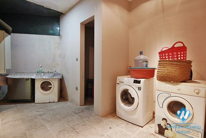 Unique roof-top swimming pool house for rent in Tay Ho, Hanoi 